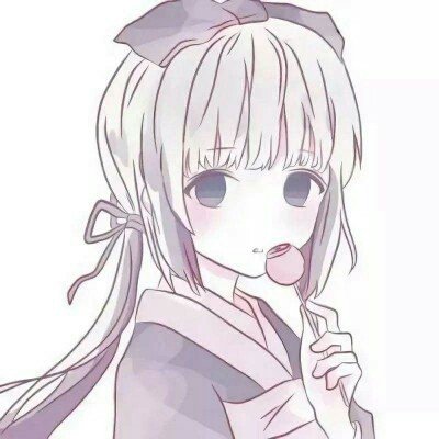 湖北荆州极端降雨:民众乘皮划艇转移